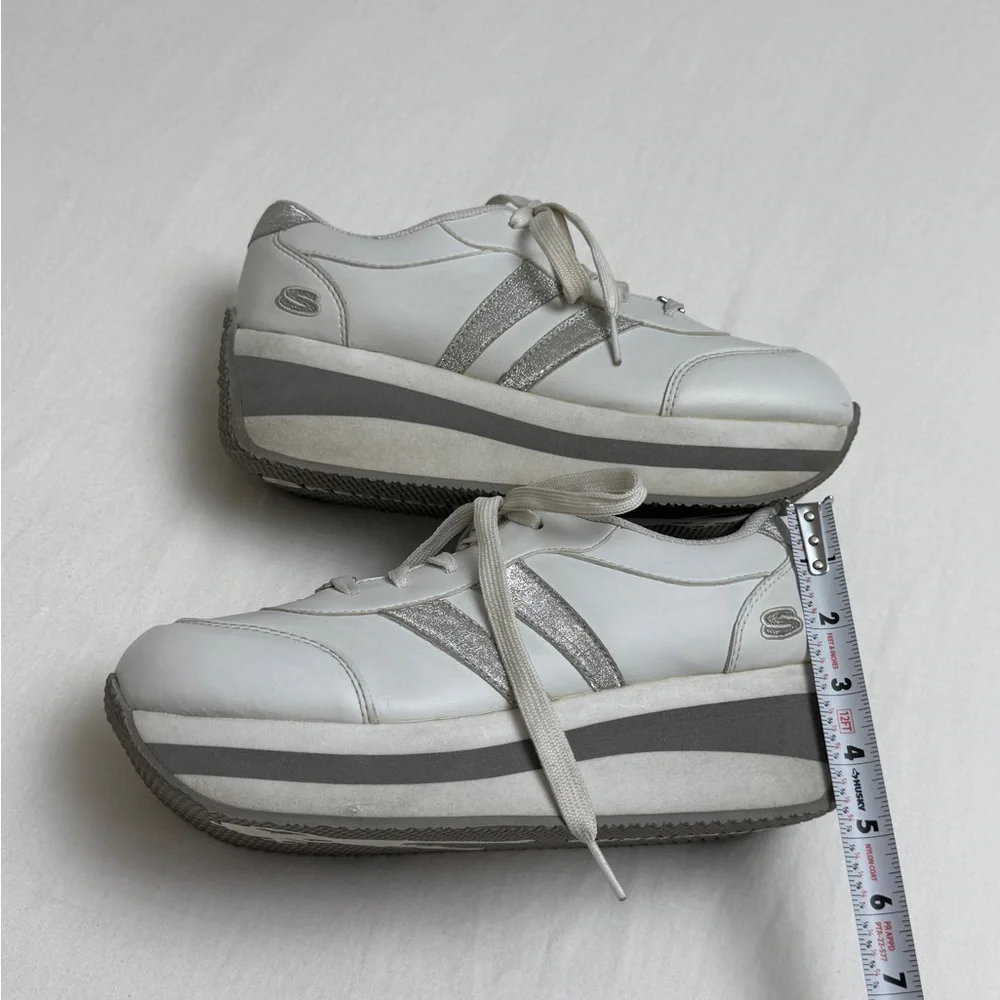 Vintage Y2K Platform Skechers Silver & White Heart Charms Size 9 Retro 90’s